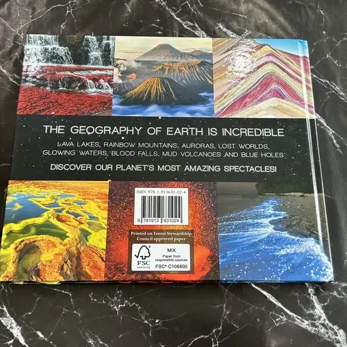 Incredible Earth listing photo 3