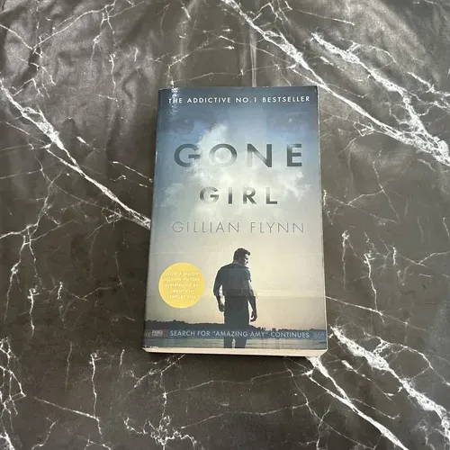 Gone Girl. Film Tie-In listing photo 1