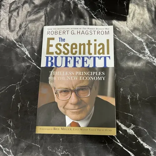 The Essential Buffett: Timeless Principles for the New Economy listing photo 1