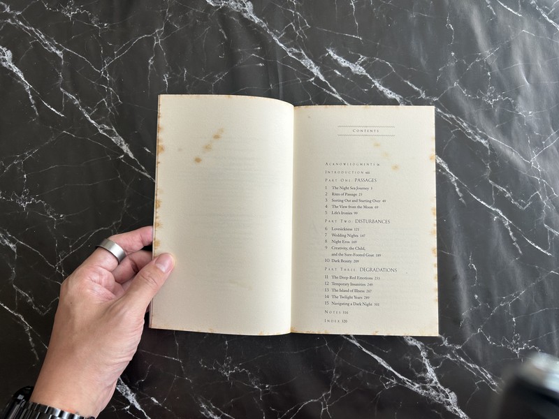 Dark Nights of the Soul: A Guide to Finding Your Way Through Life's Ordeals. Thomas Moore listing photo 3