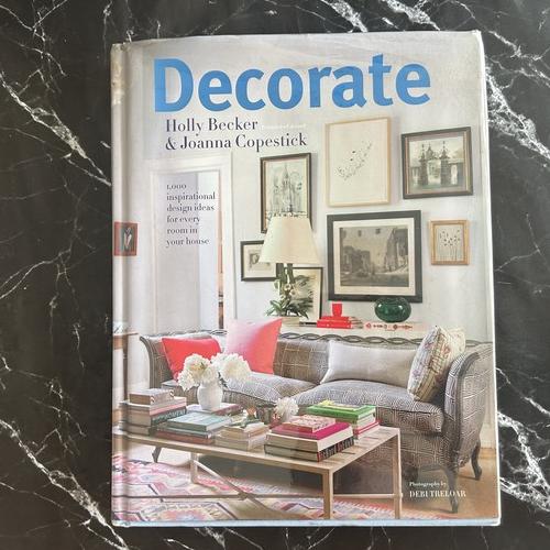 Decorate listing photo 1